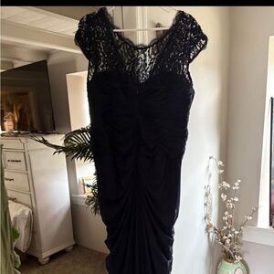 Elegant Lace-Top Ruched Women’s Dress - Black